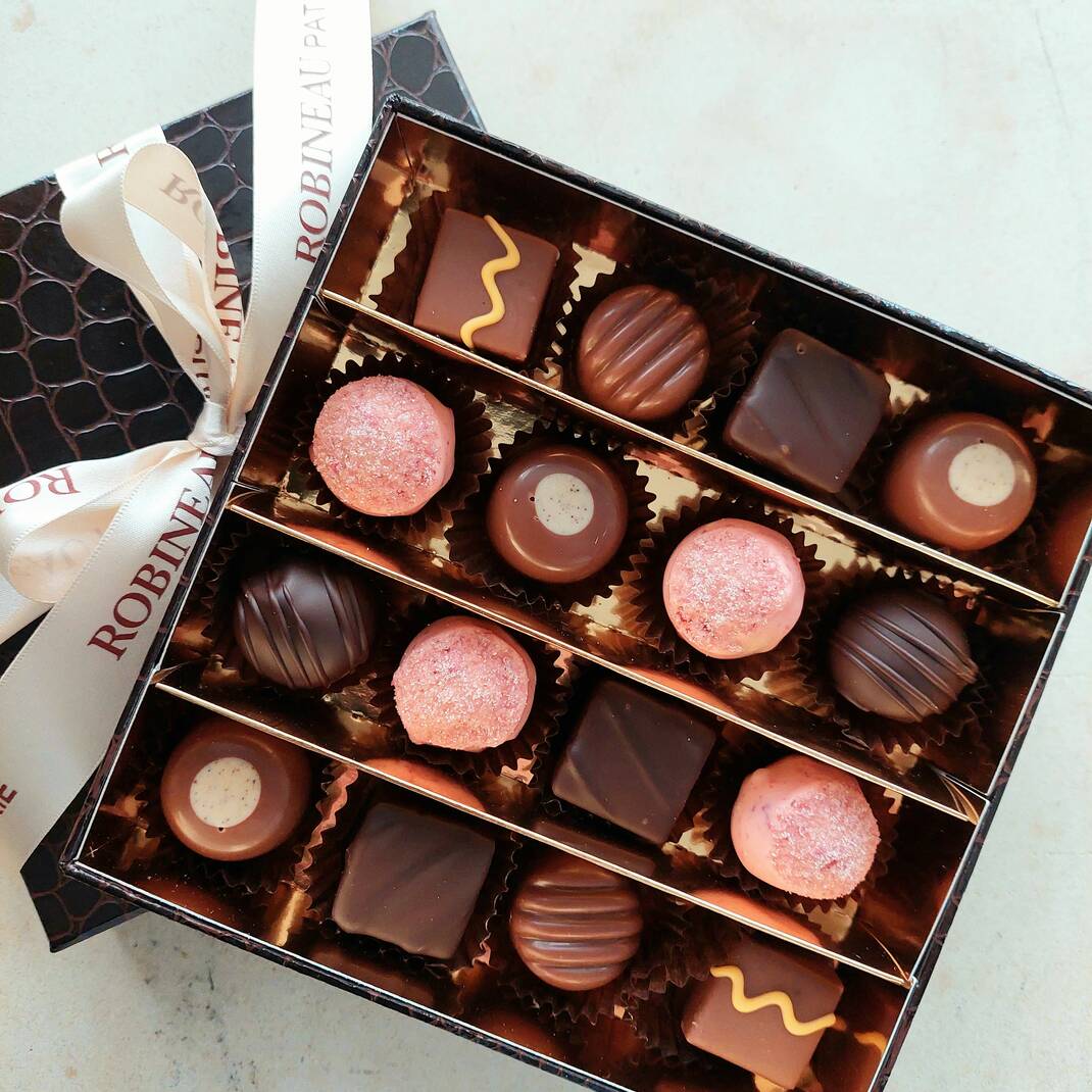 16 Chocolate Selection Box