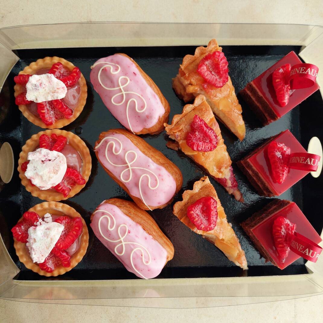 12 Piece Mini Raspberry Patisserie Tray