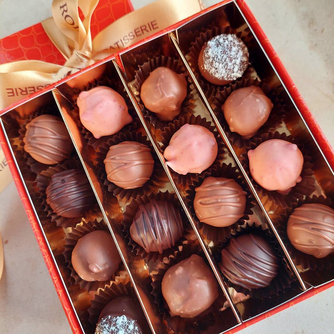 Truffle Selection Box (Medium 16)