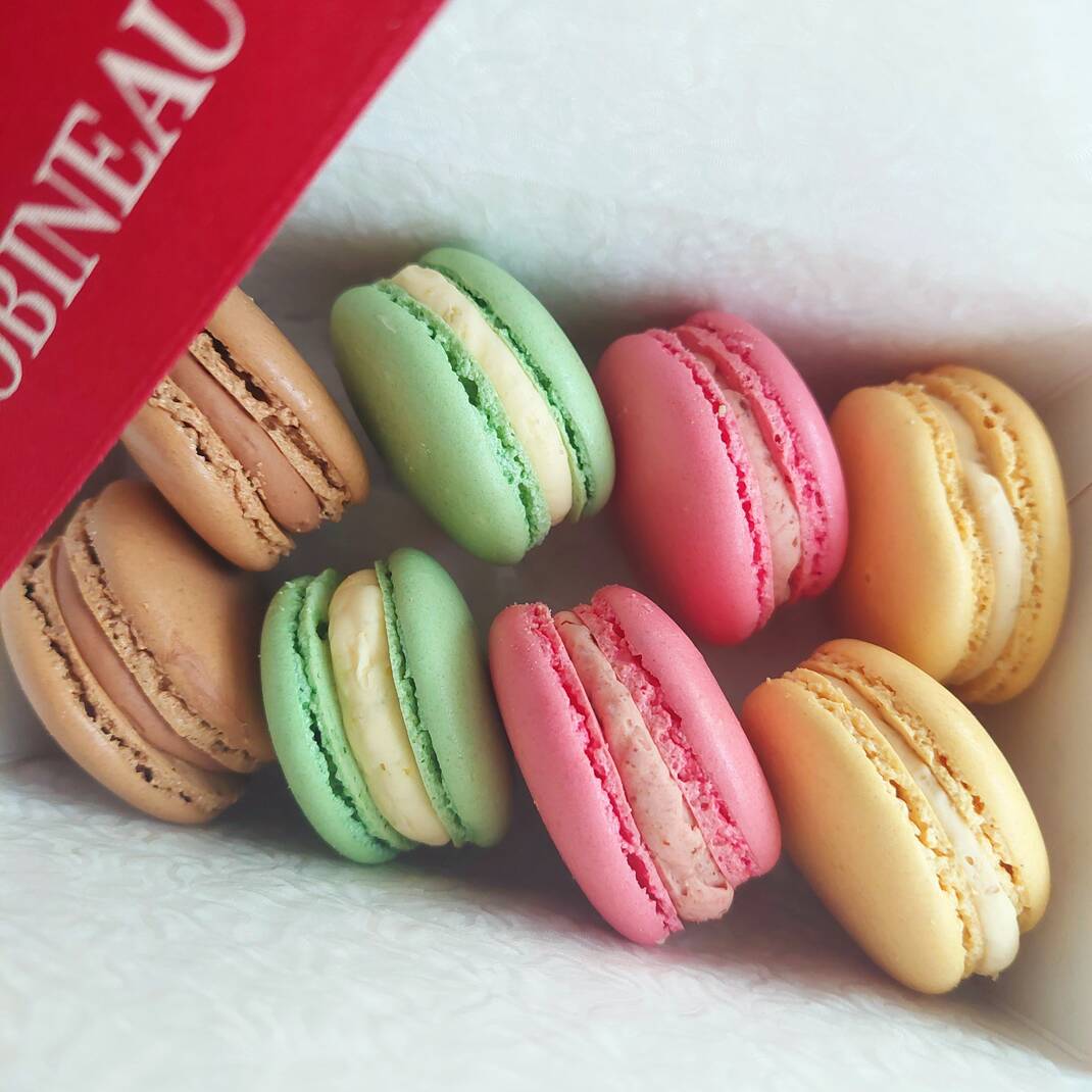 A Gift Box of 8 Parisian Macaroons