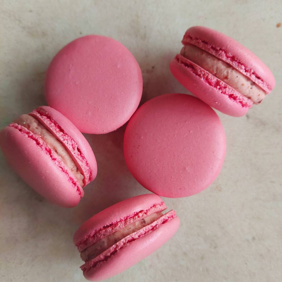 Berry & Cherry Parisian Macaroon