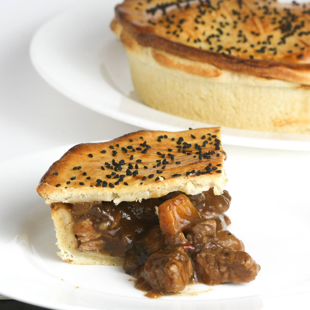 Bulk Buy 3 Frozen Beef Bourgignon Pies