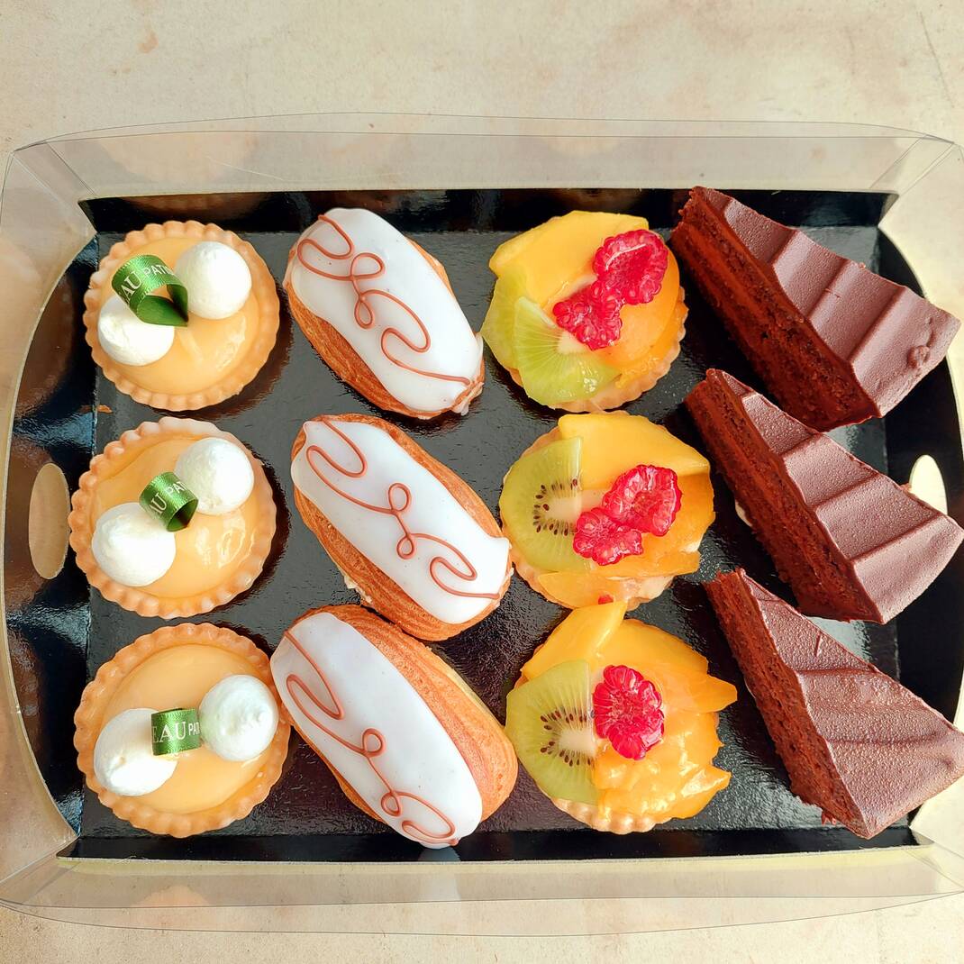 12 Piece Mini French Patisserie Tray