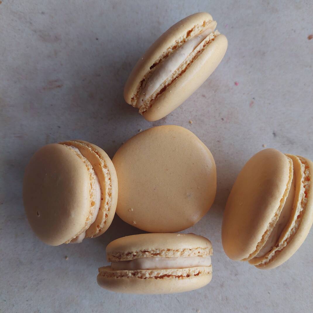 Caramel & Walnut Parisian Macaroon